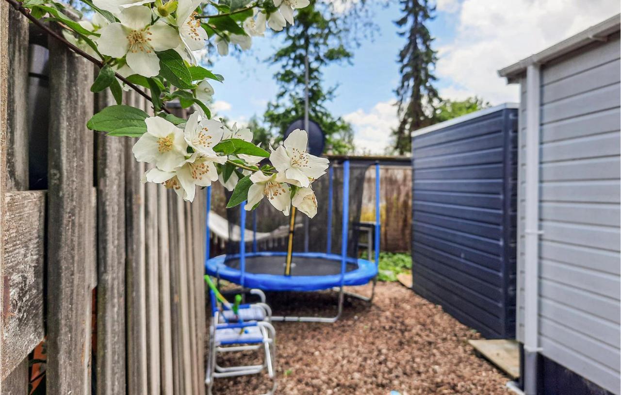 3 Bedroom Beautiful Home In Heinkenszand ภายนอก รูปภาพ